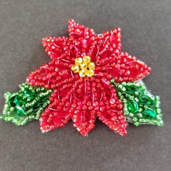 Holiday Poinsettia Beaded Iron on Appliques Bundle of 10 - NEW - Picture 2 of 9